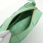 Bottega_Veneta_729166_VMAY1_Shoulder_Bag_7