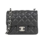 Chanel_35200_Shoulder_Bag_1