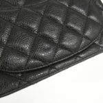 Chanel_35200_Shoulder_Bag_6
