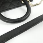 Chanel_92990_Bag_4