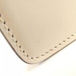 Gucci_Sylvie_421882_CVLEG_肩背袋_3