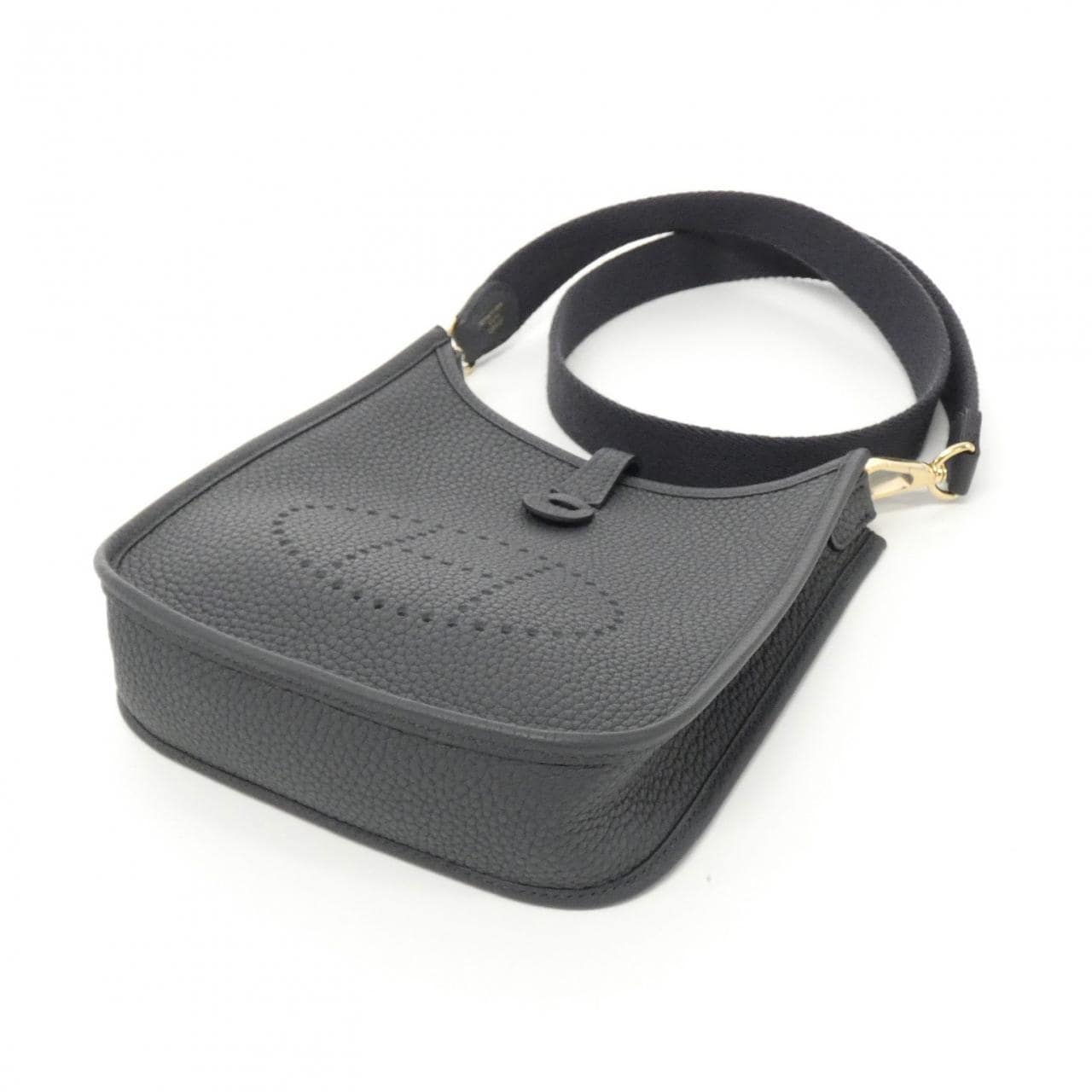 Hermès_Evelyne_Amazon_Short_Strap_16cm_085945CP_Shoulder_Bag_3