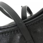 Louis_Vuitton_Carry_All_Cargo_Vibe_M24861_肩背袋_5