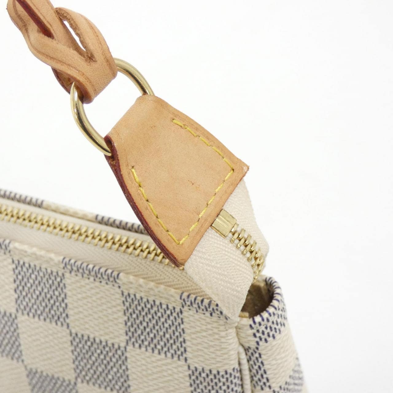 Louis_Vuitton_Damier_Azur_Pochette_Accessoires_N51986_Accessory_Pouch_5