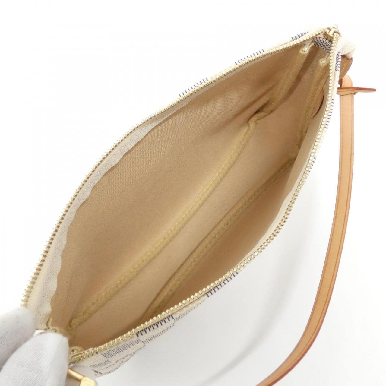 Louis_Vuitton_Damier_Azur_Pochette_Accessoires_N51986_Accessory_Pouch_7