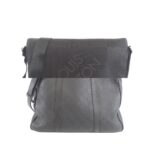 Louis_Vuitton_Damier_Geant_Petit_Messager_M93618_肩背袋_0