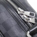 Louis_Vuitton_Damier_Graphite_Io_N45252_Shoulder_Bag_5