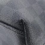 Louis_Vuitton_Damier_Graphite_Mick_PM_Shoulder_Bag_N41211_3