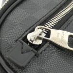 Louis_Vuitton_Damier_Graphite_Umbrella_Roll_N41289_Shoulder_Bag_6