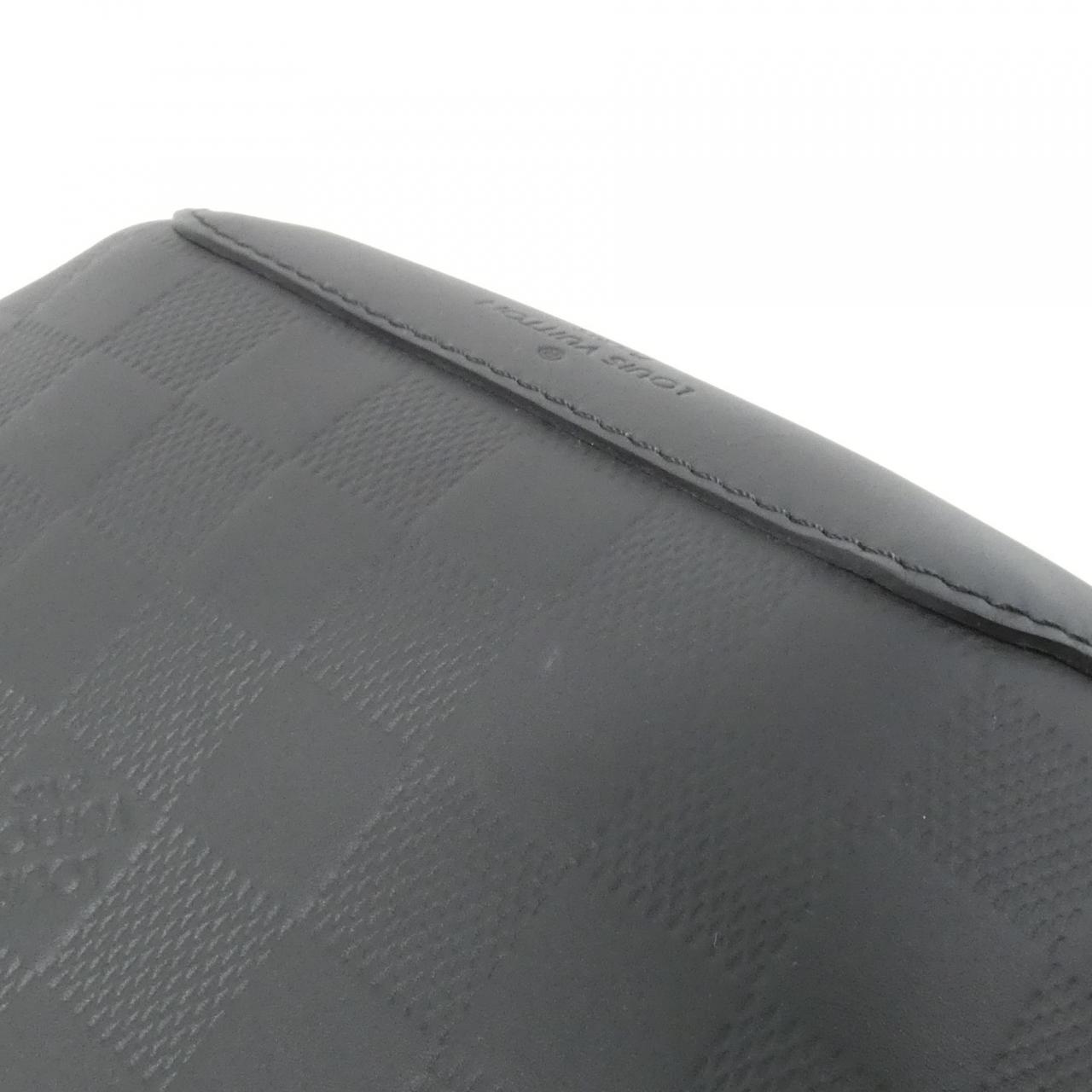 Louis_Vuitton_Damier_Infini_Avenue_Sling_Bag_N41720_Shoulder_Bag_5