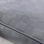 Louis_Vuitton_Damier_Infini_District_PM_N41034_肩背袋_5