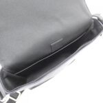 Louis_Vuitton_Damier_Infini_District_PM_N41034_肩背袋_8