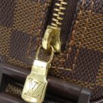 Louis_Vuitton_Damier_Olaf_PM_N41442_Shoulder_Bag_4