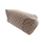 Louis_Vuitton_Damier_Regia_N63542_肩背袋_1