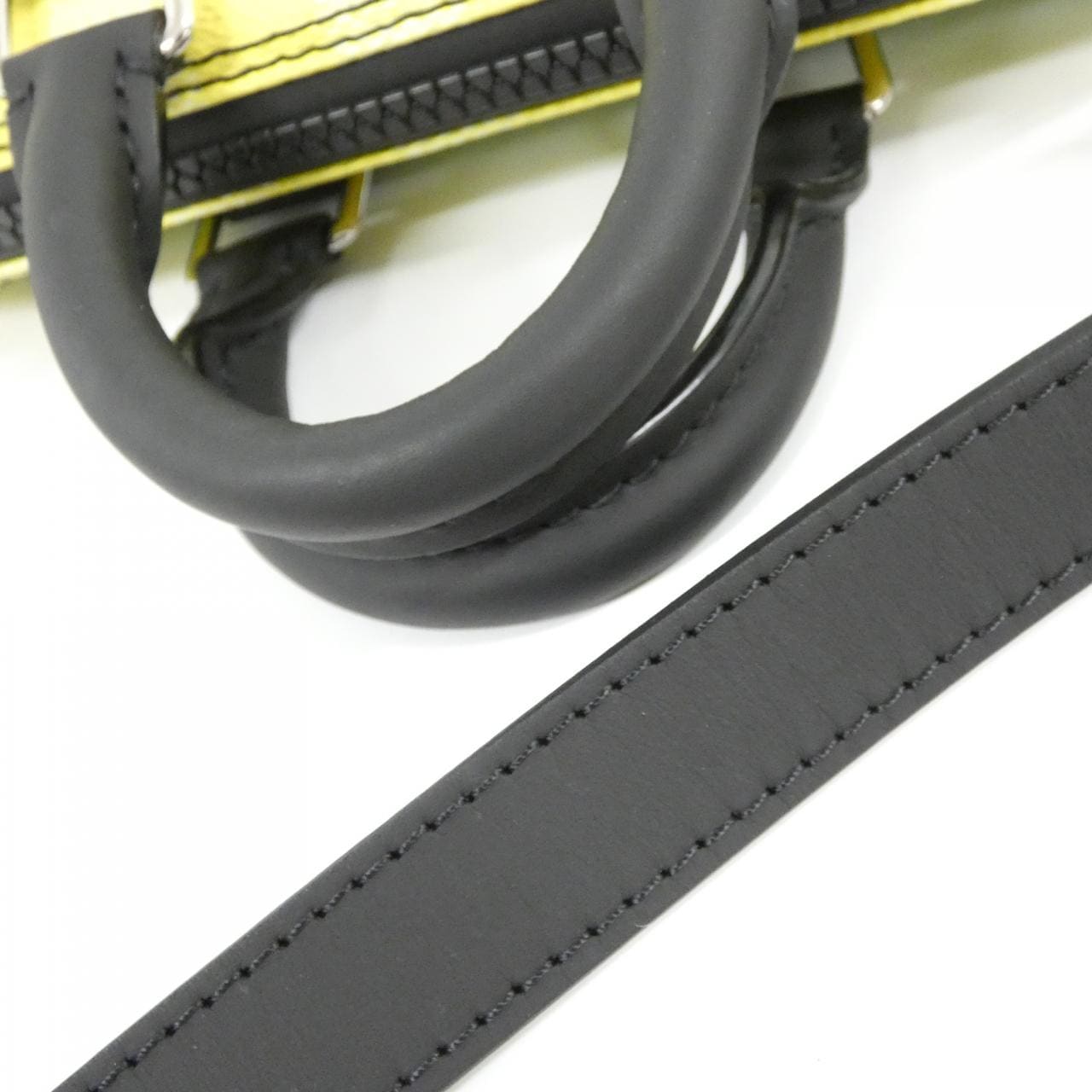 Louis_Vuitton_Daybreak_Damier_Stripe_Key_Pouch_XS_M59949_Boston_Bag_6