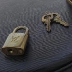 Louis_Vuitton_Epi_Cannes_M48032_Bag_4