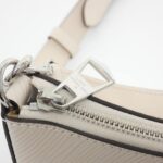 Louis_Vuitton_Epi_Marelle_M80688_Shoulder_Bag_4