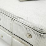 Louis_Vuitton_Epi_Petit_Boite_Chapeau_M53074_Shoulder_Bag_3