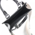 Louis_Vuitton_Epi_Petite_Sac_Plat_M81238_Bag_7