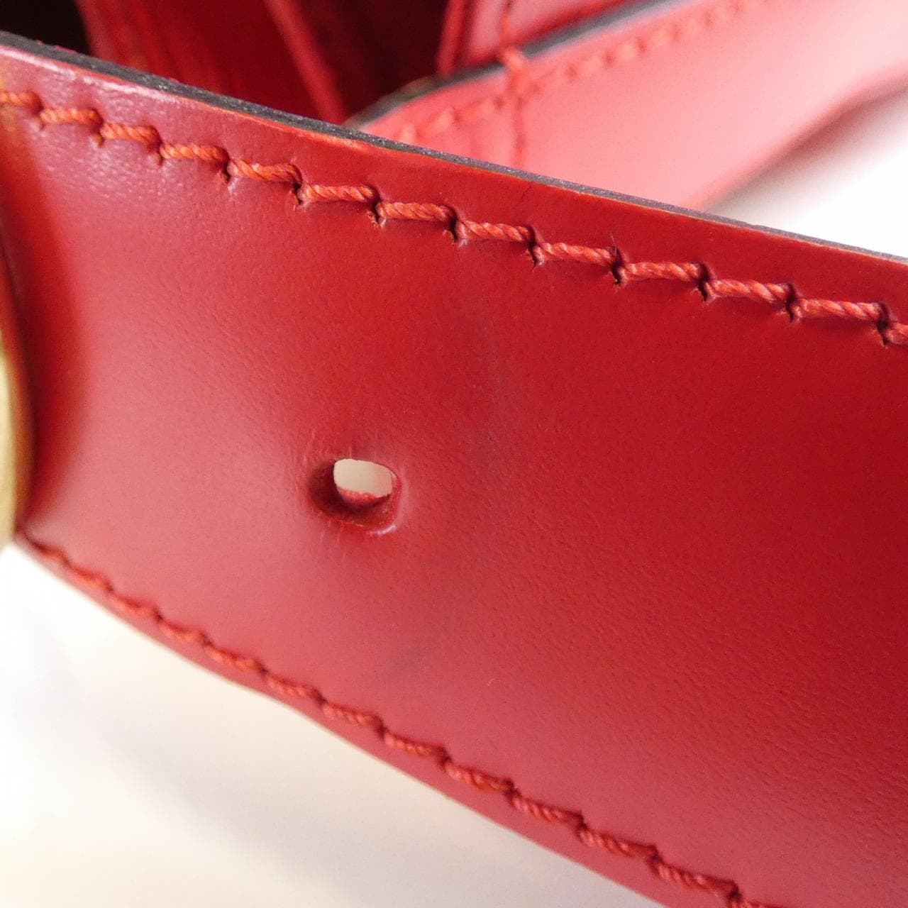 Louis_Vuitton_Epi_Sac_De_Poche_30cm_M80197_Shoulder_Bag_6