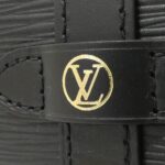 Louis_Vuitton_Epi_Soufflot_BB_M23469_肩背袋_3