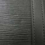 Louis_Vuitton_Epi_Soufflot_BB_M23469_肩背袋_4