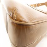 Louis_Vuitton_Epi_Turenne_PM_Shoulder_Bag_M5928I_3