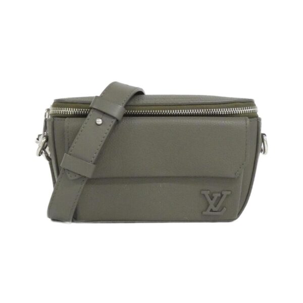 Louis_Vuitton_LV_Aerogram_Pilot_Wearable_Wallet_M83560_Shoulder_Bag_1
