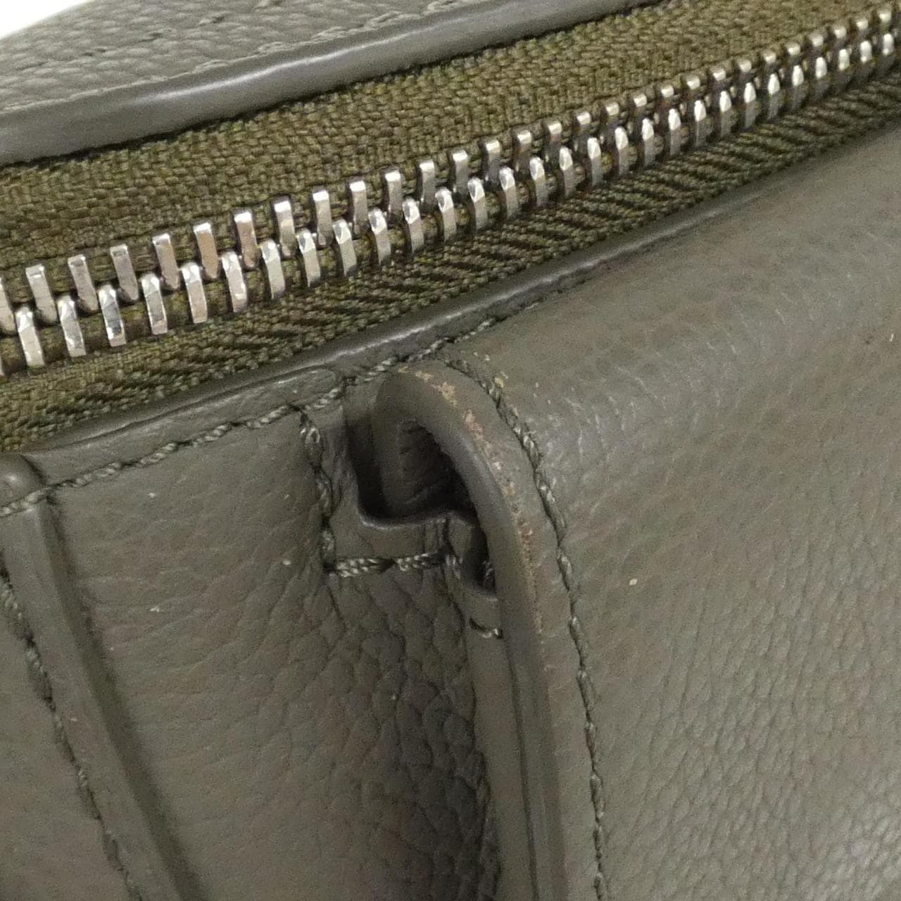 Louis_Vuitton_LV_Aerogram_Pilot_Wearable_Wallet_M83560_Shoulder_Bag_6