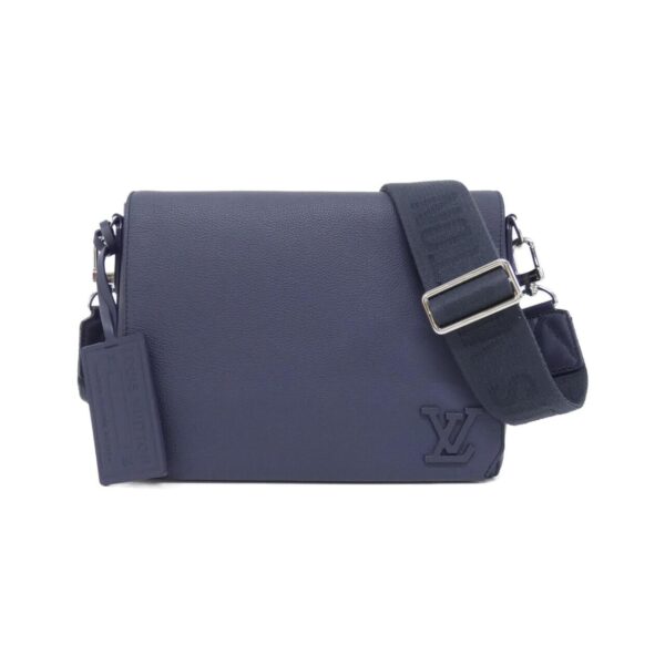 Louis_Vuitton_LV_Aerogram_Take_Off_Messenger_M23709_Shoulder_Bag_1
