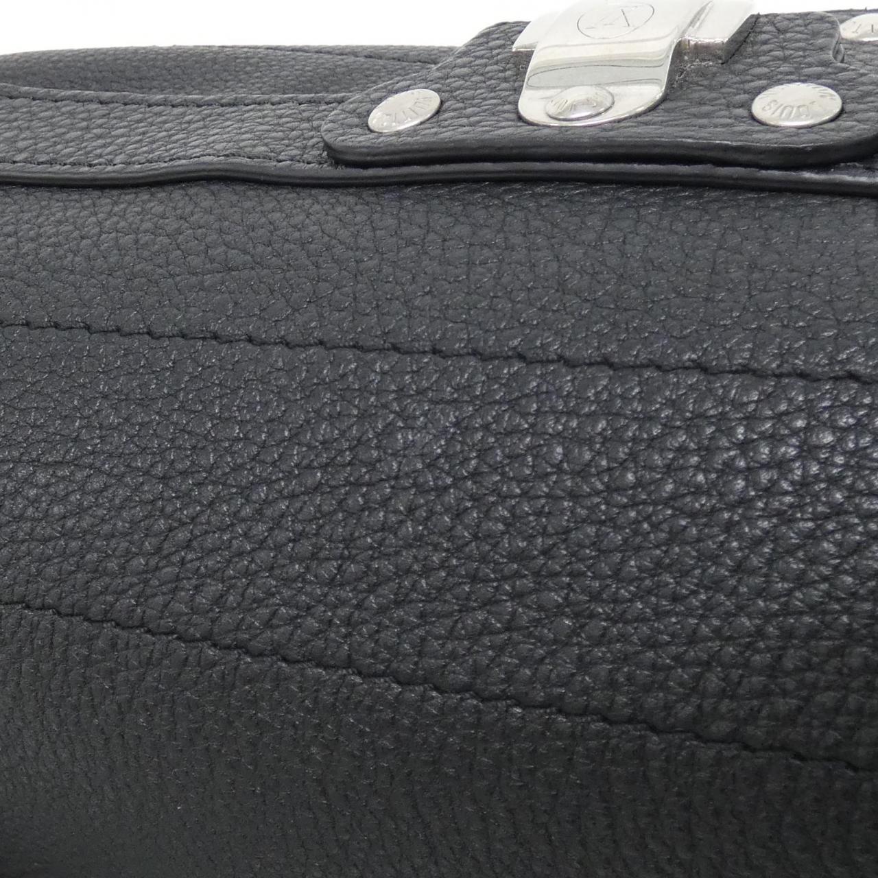 Louis_Vuitton_LV_Colorado_Calf_Skin_Soul_Trunk_EW_M11615_Shoulder_Bag_4