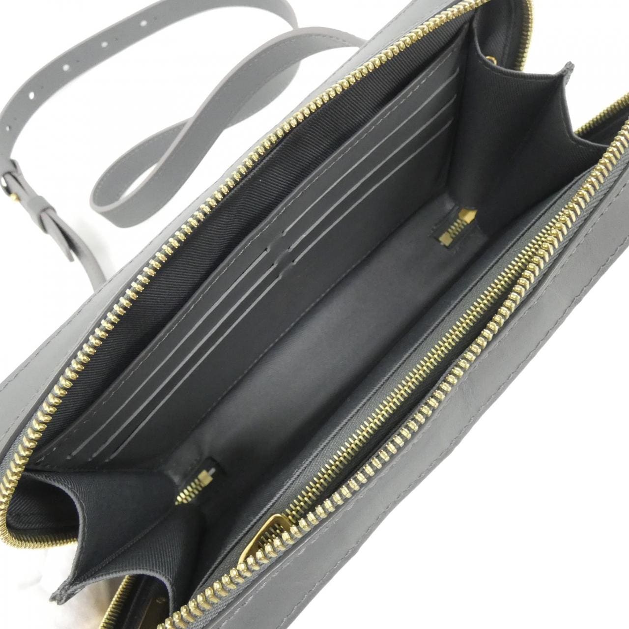 Louis_Vuitton_LV_Ornament_Soft_Trunk_Wallet_M82035_Shoulder_Bag_10