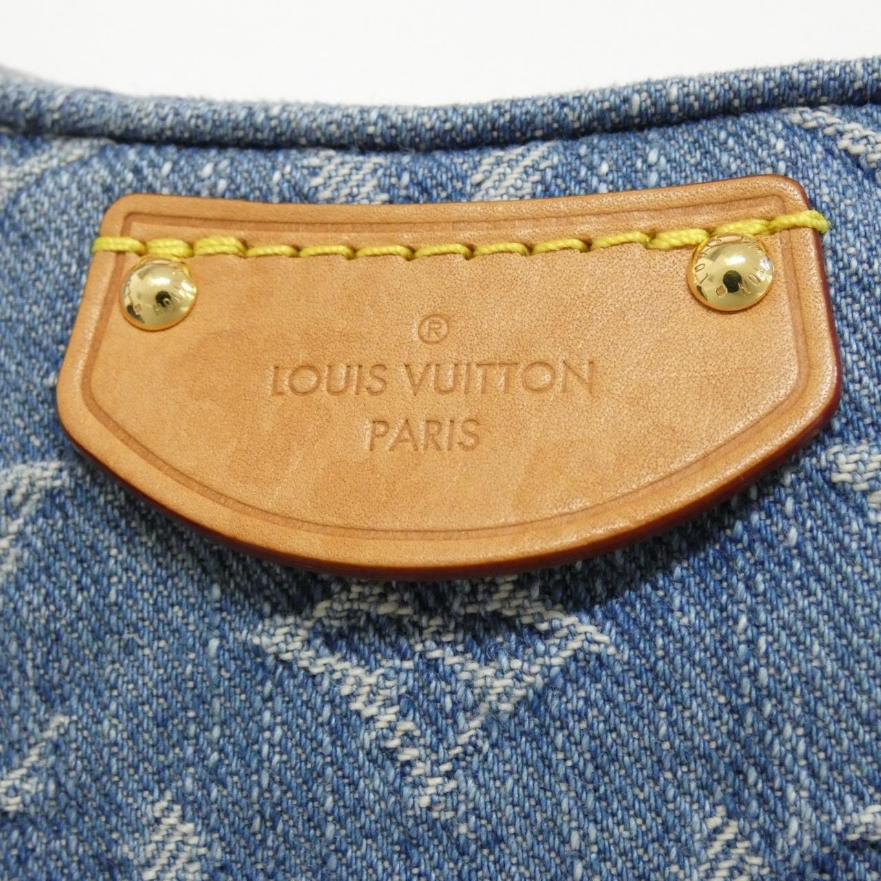 Louis_Vuitton_LV_Remix_Monogram_Denim_Croissant_M46856_Shoulder_Bag_4