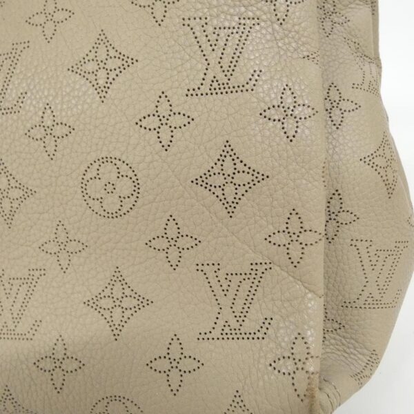 Louis_Vuitton_Mahina_Babylon_Chain_BB_M51224_Shoulder_Bag_3