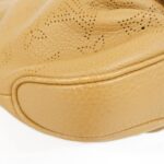 Louis_Vuitton_Mahina_Selene_PM_M94212_Shoulder_Bag_2