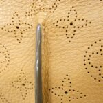 Louis_Vuitton_Mahina_Selene_PM_M94212_Shoulder_Bag_3