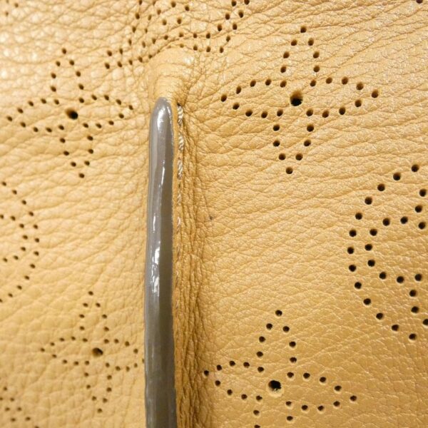 Louis_Vuitton_Mahina_Selene_PM_M94212_Shoulder_Bag_3