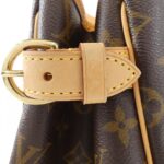 Louis_Vuitton_Monogram_Batignolles_M51156_Bag_3