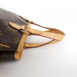 Louis_Vuitton_Monogram_Batignolles_M51156_Bag_5