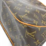 Louis_Vuitton_Monogram_Batignolles_Oriental_M51154_Bag_2