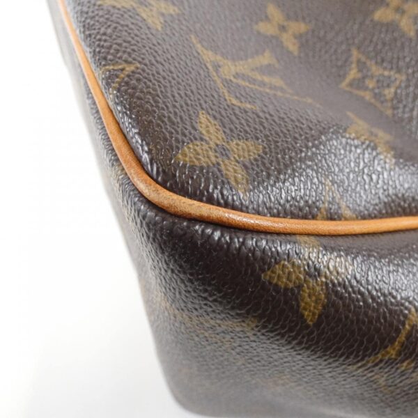 Louis_Vuitton_Monogram_Batignolles_Vertical_M51153_Shoulder_Bag_1