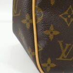 Louis_Vuitton_Monogram_Batignolles_Vertical_M51153_Shoulder_Bag_4