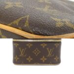 Louis_Vuitton_Monogram_Batignolles_Vertical_M51153_肩背袋_2