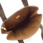 Louis_Vuitton_Monogram_Beaubourg_M53013_Bag_6