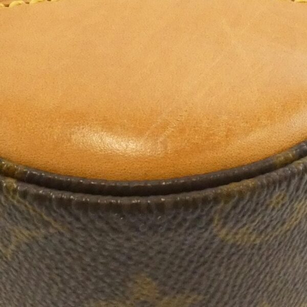 Louis_Vuitton_Monogram_Boulogne_30cm_M51265_Shoulder_Bag_3