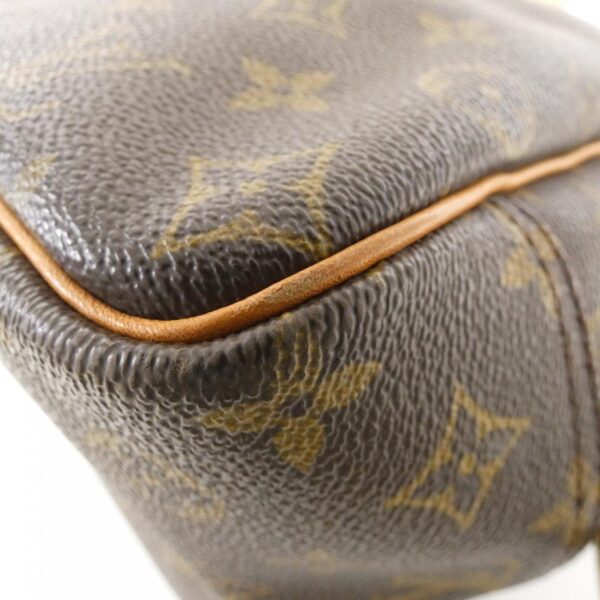 Louis_Vuitton_Monogram_Bowling_Vanity_M47270_Bag_3