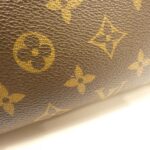 Louis_Vuitton_Monogram_Bowling_Vanity_M47270_Bag_3