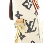Louis_Vuitton_Monogram_Craggy_Nano_Steamer_M83429_Shoulder_Bag_3