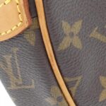 Louis_Vuitton_Monogram_Croissant_MM_M51512_Shoulder_Bag_4