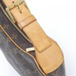 Louis_Vuitton_Monogram_Croissant_MM_M51512_Shoulder_Bag_6
